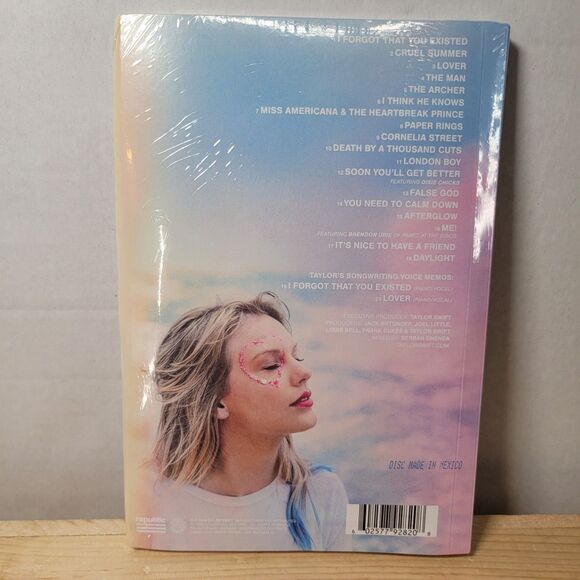 CD Taylor Swift Lover Deluxe Album Version 2 - SEALED - Picture 2 of 2